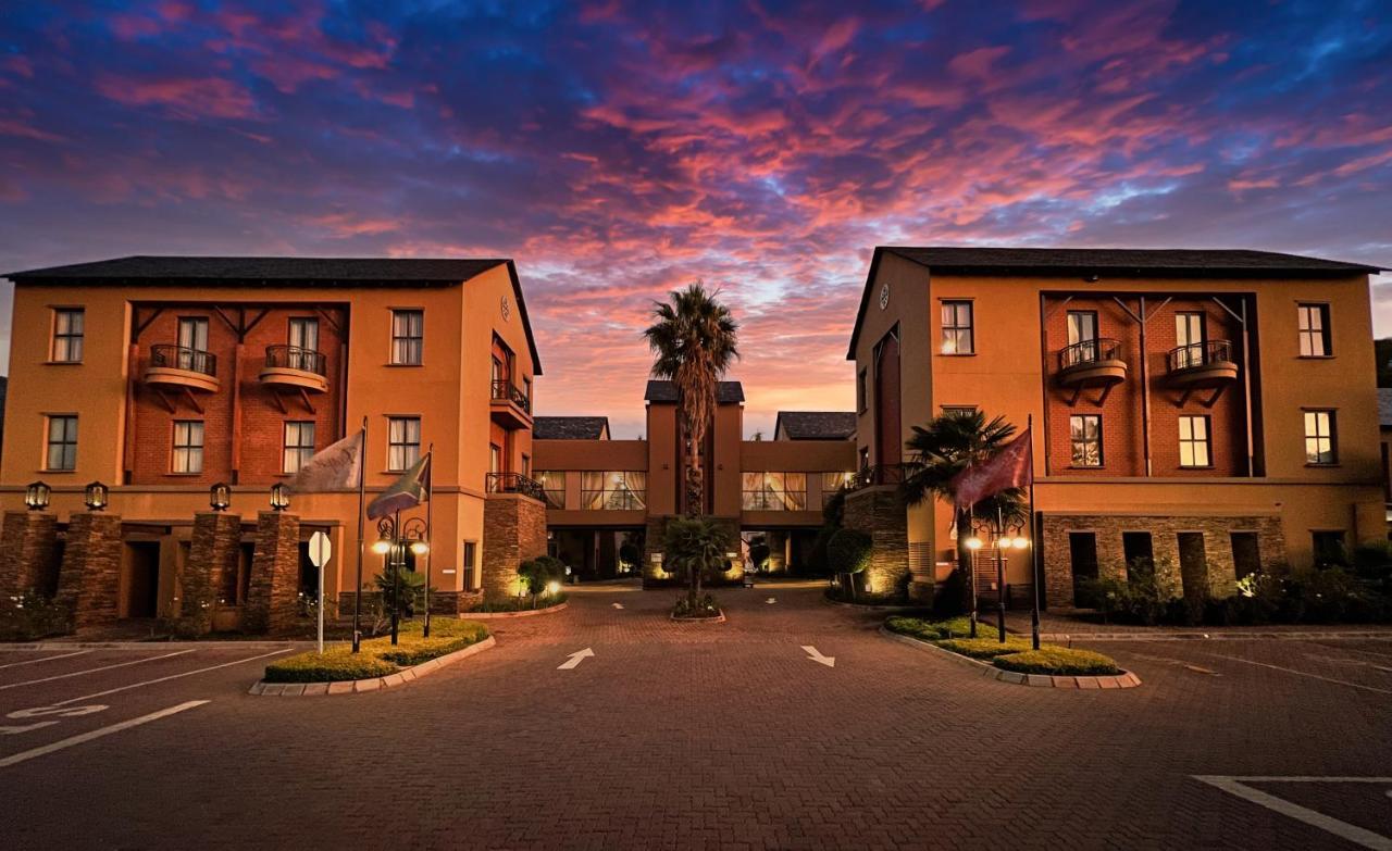 Royal Elephant Hotel & Conference Centre Centurion Buitenkant foto