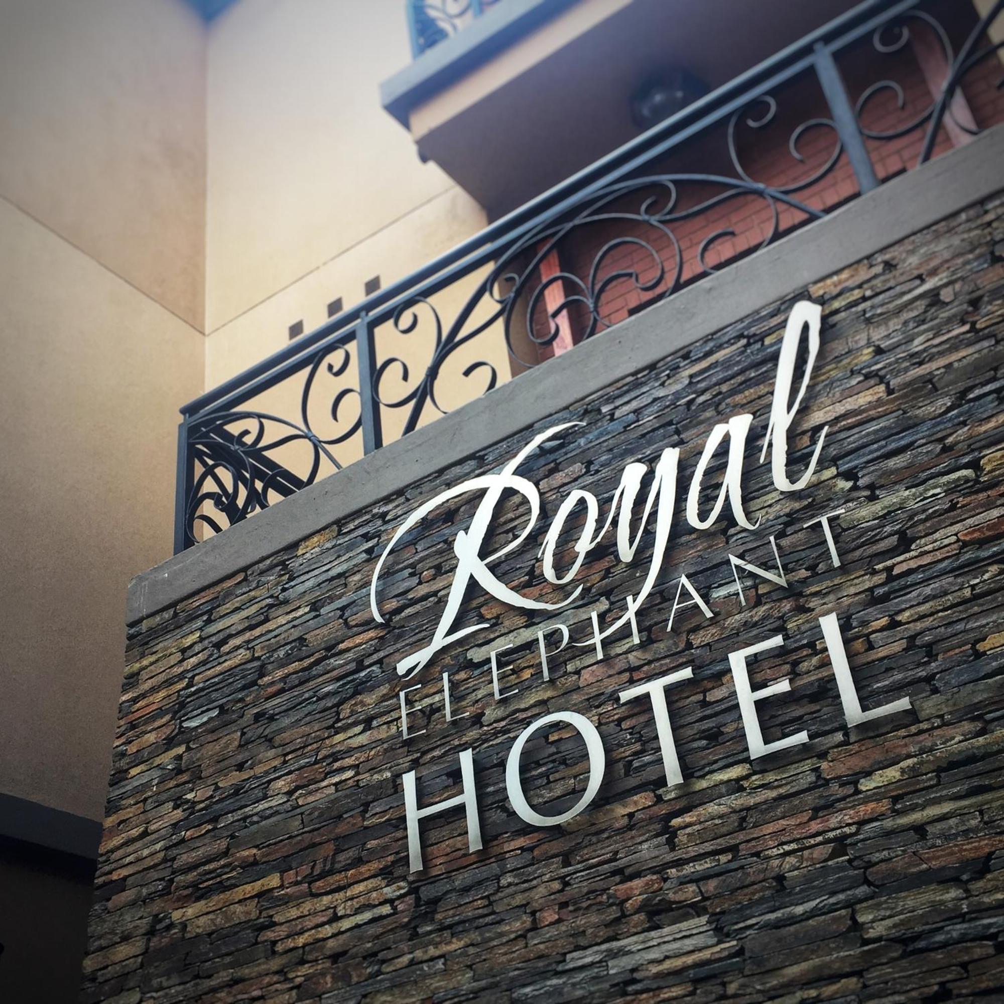 Royal Elephant Hotel & Conference Centre Centurion Buitenkant foto