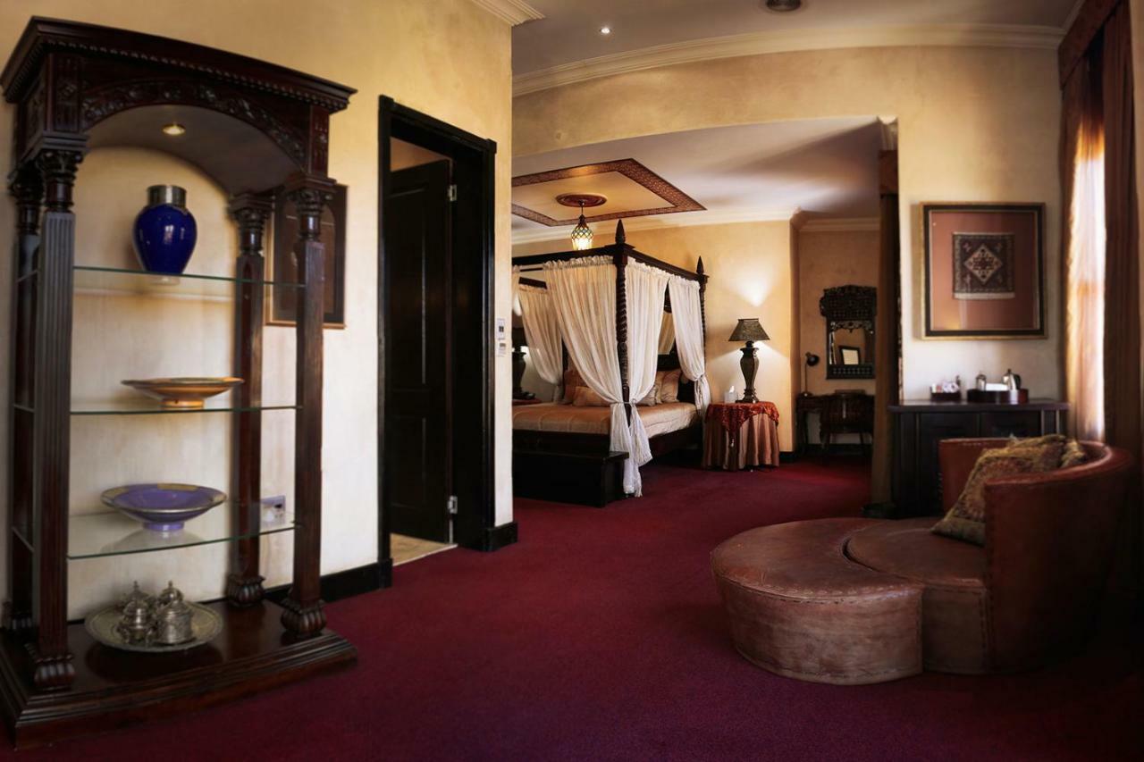 Royal Elephant Hotel & Conference Centre Centurion Buitenkant foto